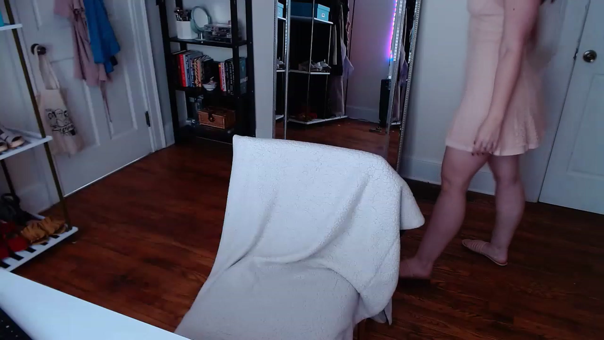 Gallery image thumbnail from TheFuckFairy's myfreecams stream on, 01/13/2023, 18:28 image 18 of 20