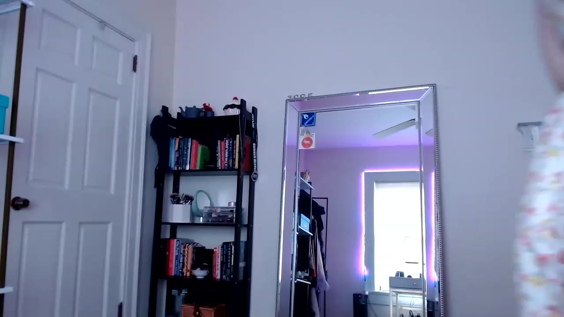 Gallery image thumbnail from TheFuckFairy's myfreecams stream on, 01/18/2023, 17:55 image 18 of 20