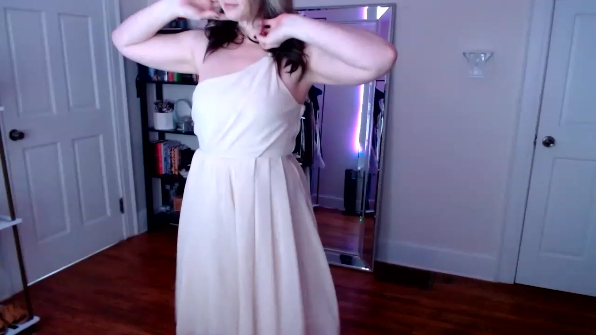 Gallery image thumbnail from TheFuckFairy's myfreecams stream on, 01/18/2023, 17:55 image 9 of 20