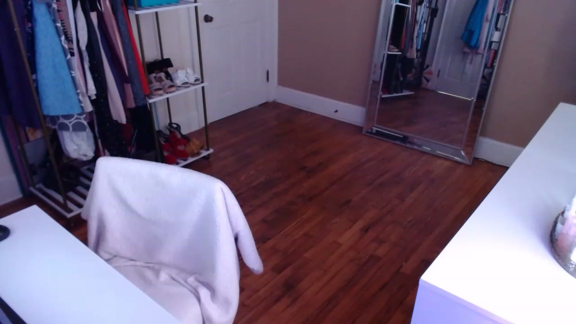 Gallery image thumbnail from TheFuckFairy's myfreecams stream on, 05/10/2023, 16:10 image 18 of 20