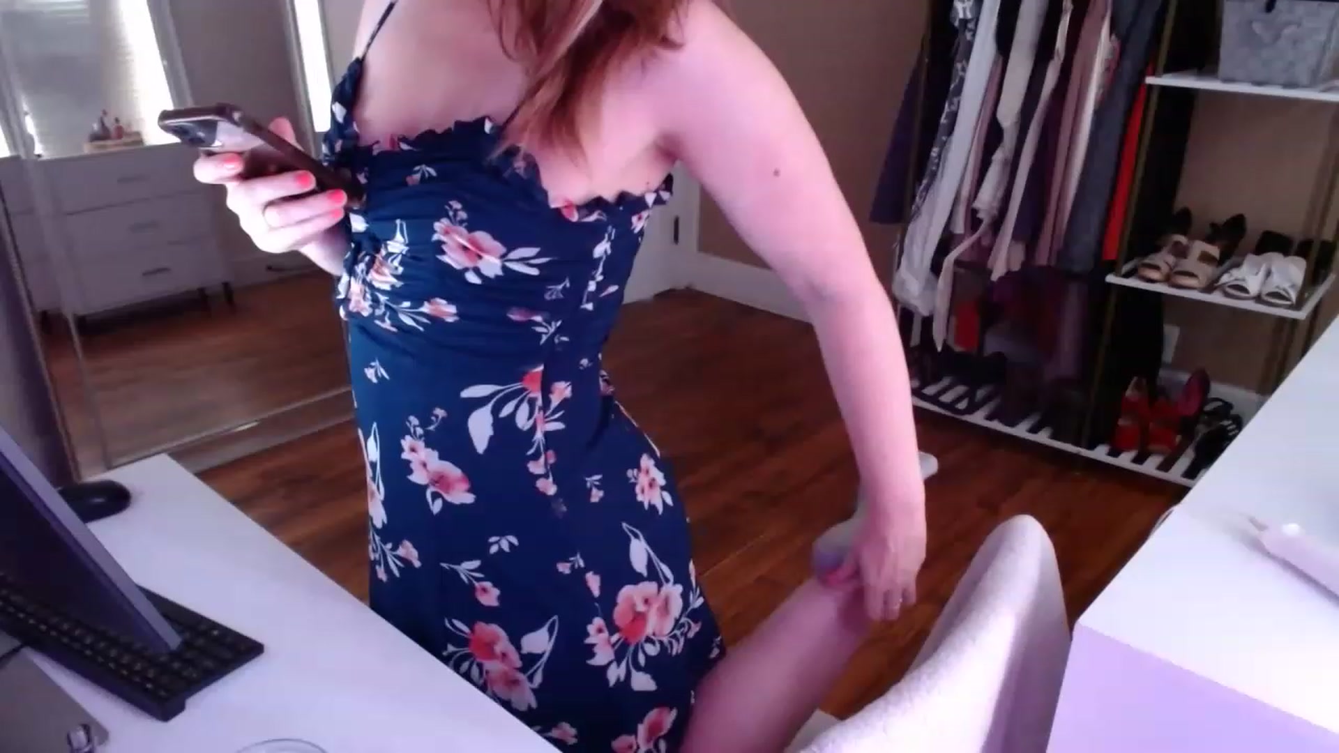 Gallery image thumbnail from TheFuckFairy's myfreecams stream on, 05/18/2023, 15:47 image 18 of 20