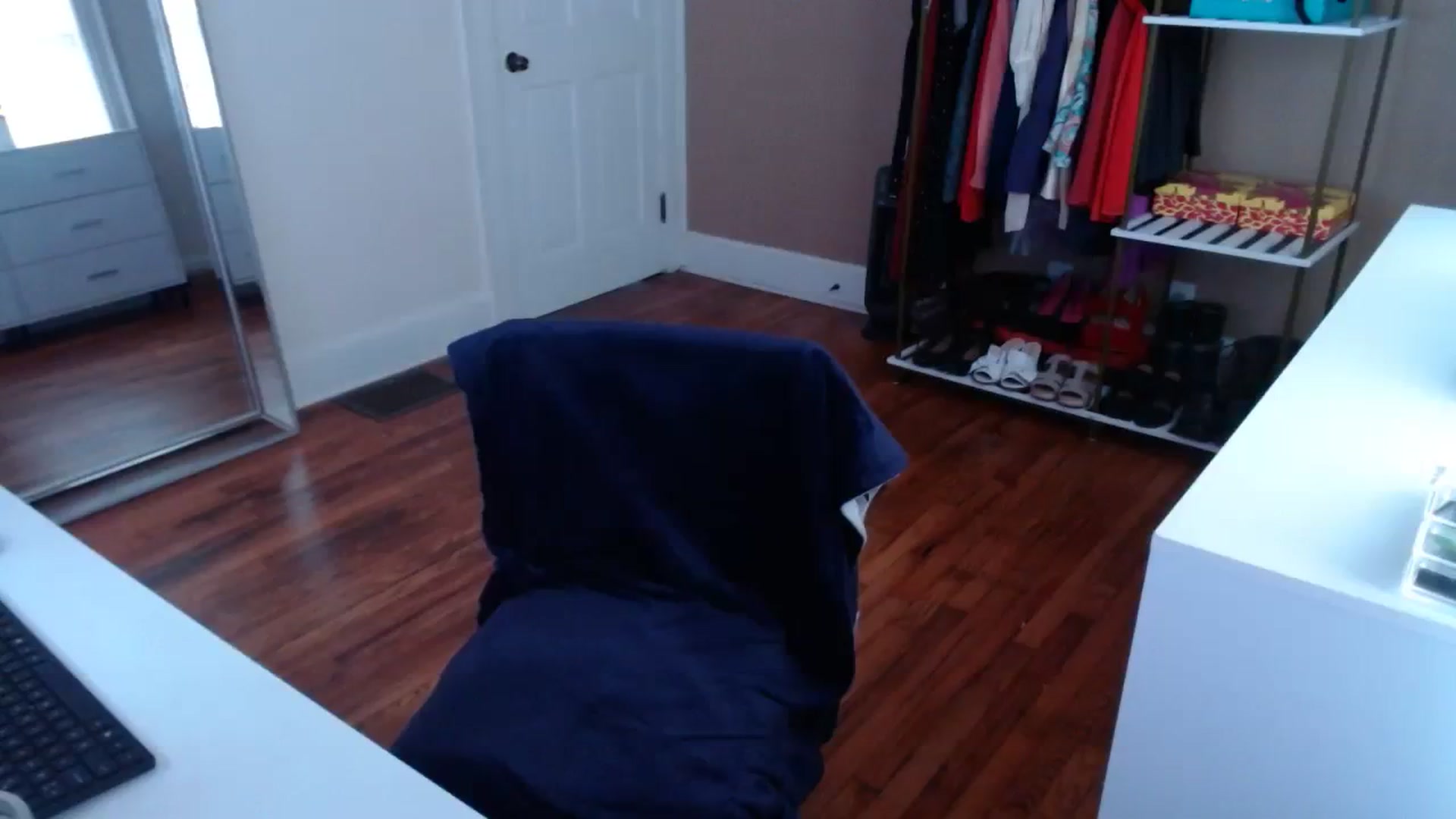 Gallery image thumbnail from TheFuckFairy's myfreecams stream on, 08/18/2023, 16:33 image 15 of 20