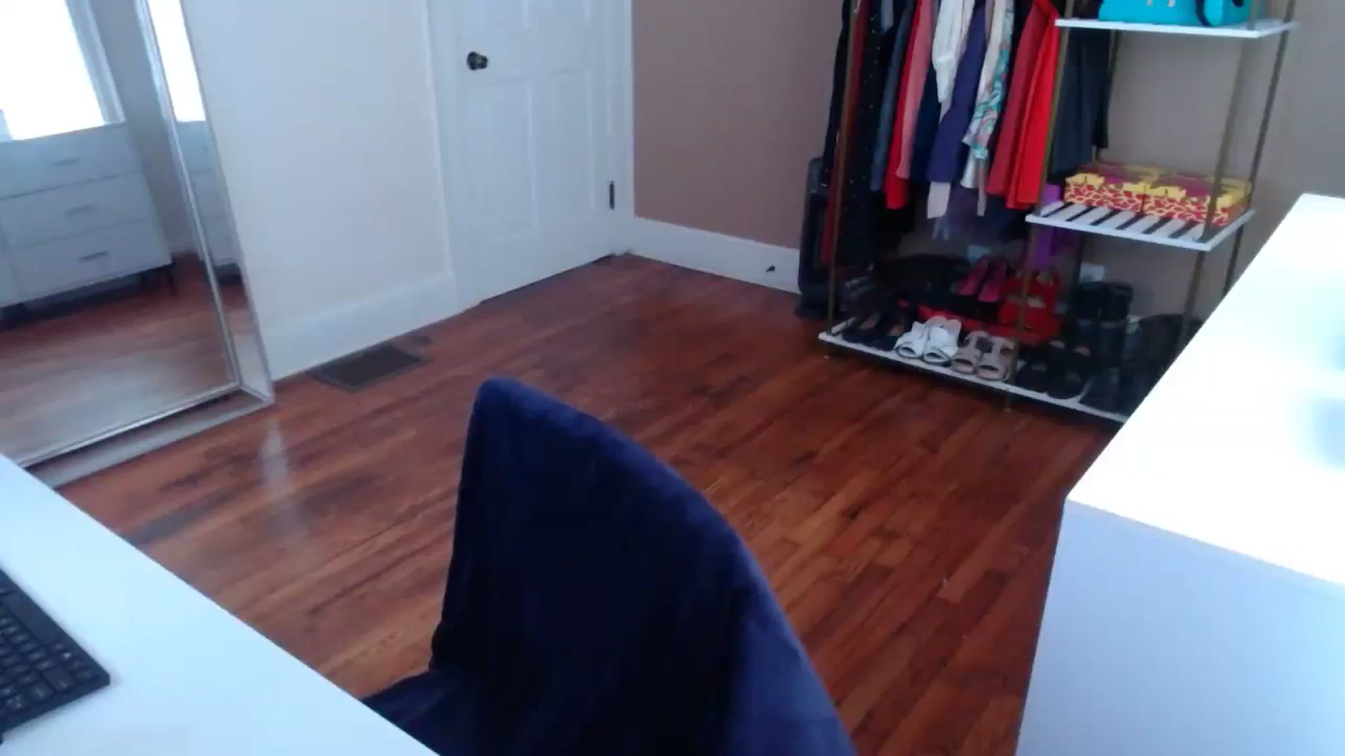 Gallery image thumbnail from TheFuckFairy's myfreecams stream on, 08/18/2023, 17:31 image 18 of 20