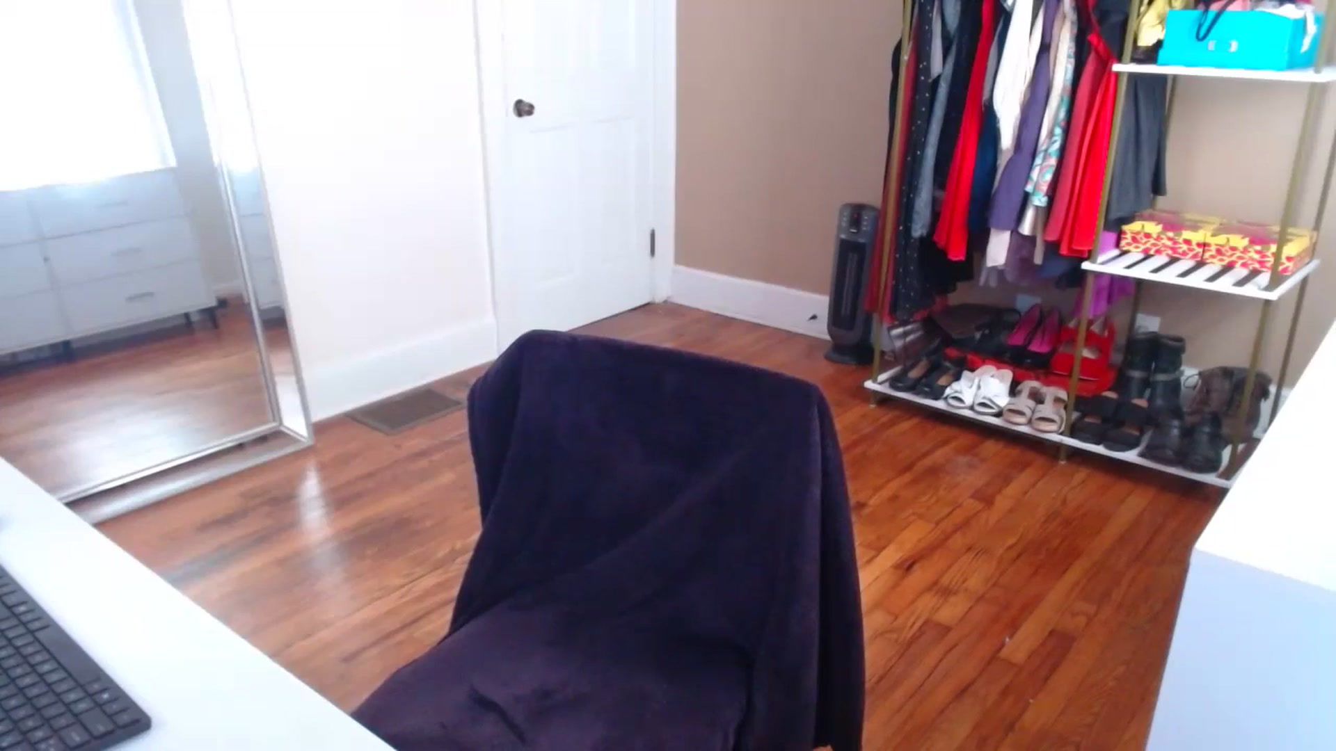 Gallery image thumbnail from TheFuckFairy's myfreecams stream on, 08/22/2023, 16:04 image 2 of 20