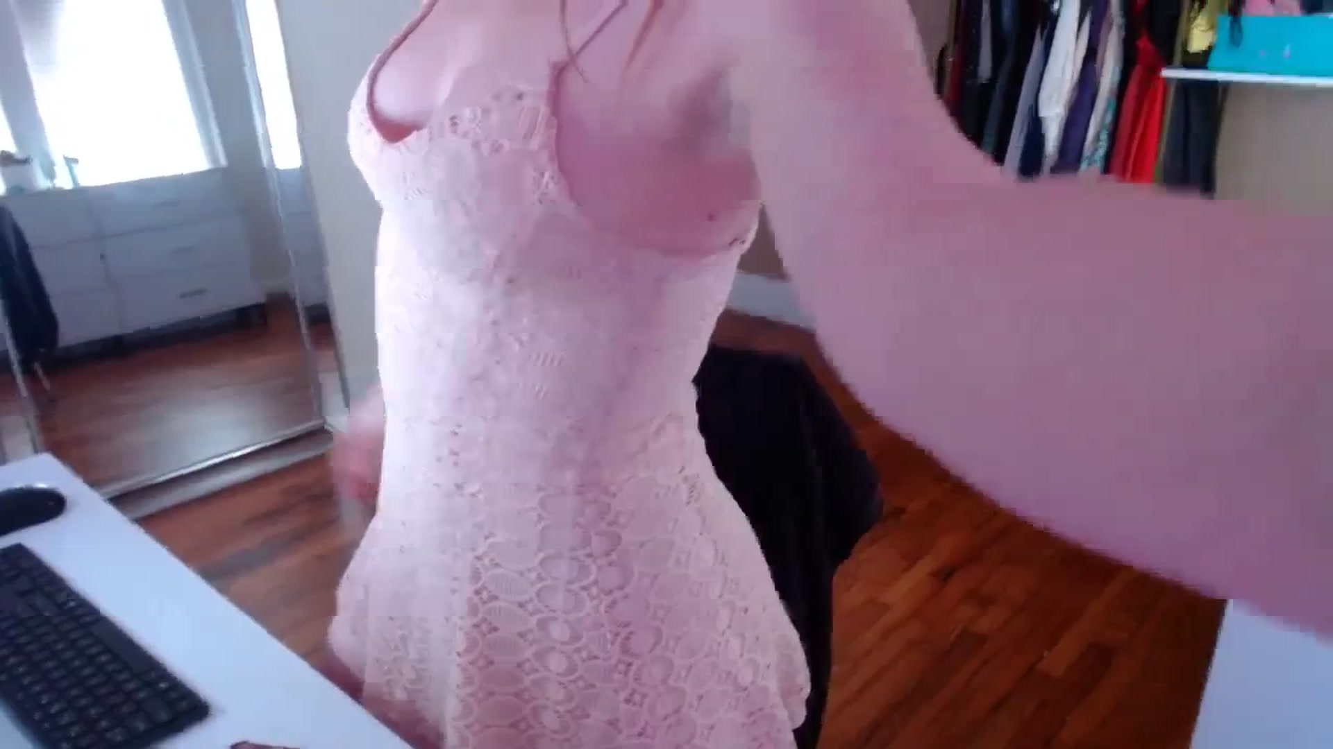 Gallery image thumbnail from TheFuckFairy's myfreecams stream on, 08/23/2023, 17:49 image 16 of 20
