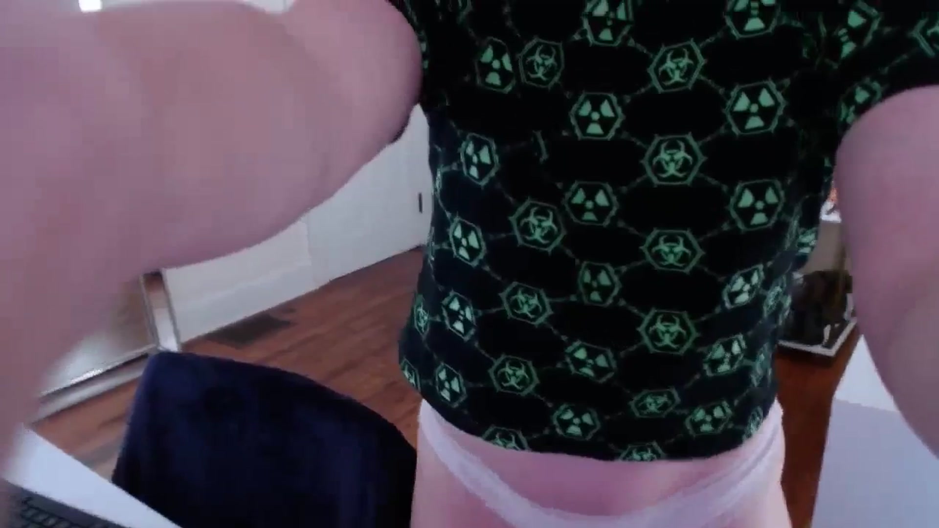 Gallery image thumbnail from TheFuckFairy's myfreecams stream on, 08/25/2023, 16:38 image 6 of 20