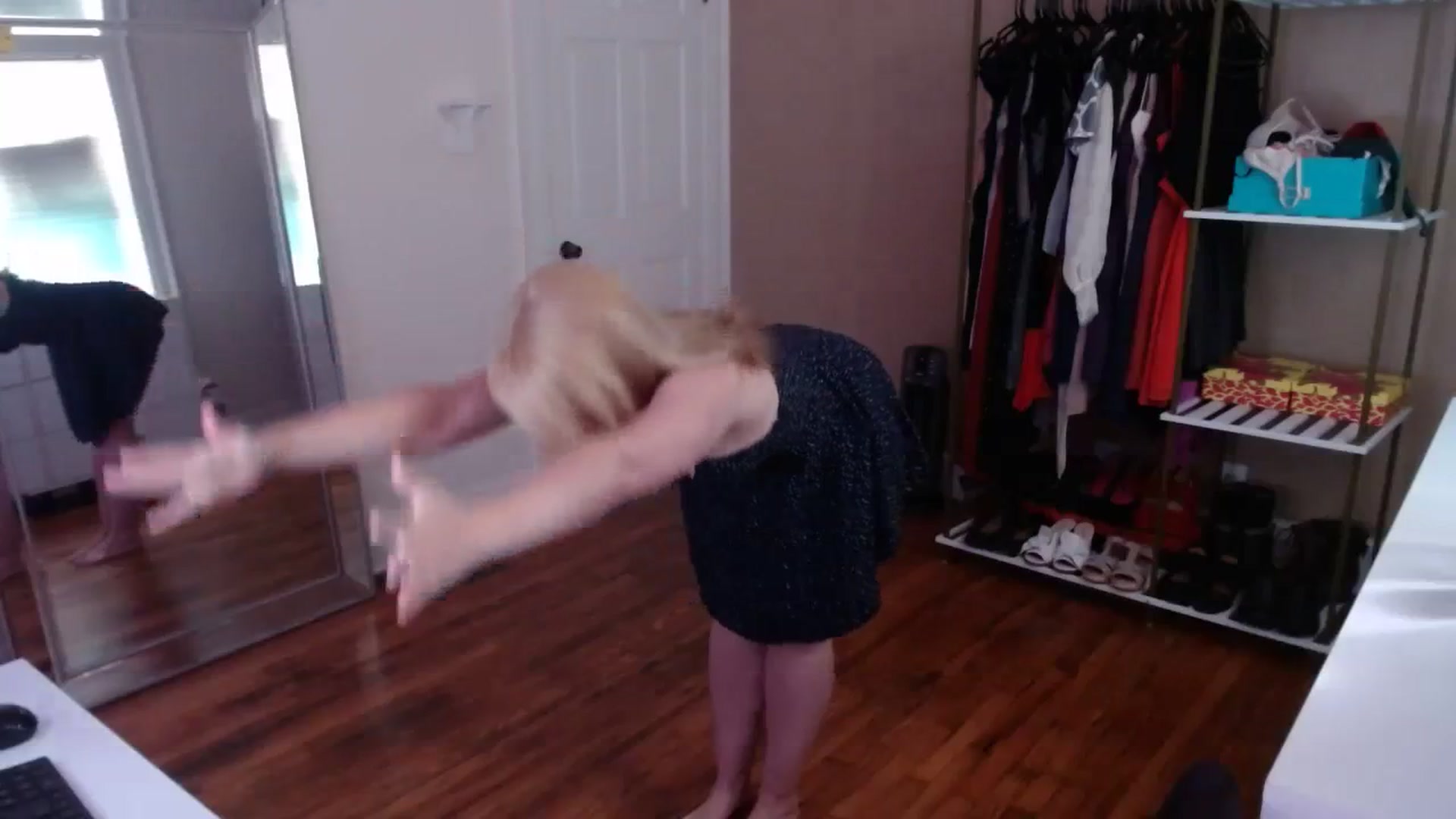 Gallery image thumbnail from TheFuckFairy's myfreecams stream on, 08/30/2023, 14:56 image 10 of 20