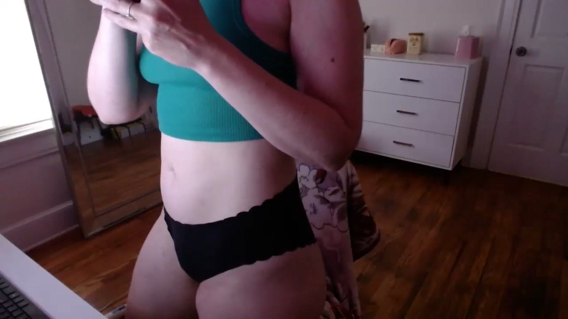 Gallery image thumbnail from TheFuckFairy's myfreecams stream on, 05/14/2024, 17:11 image 12 of 20
