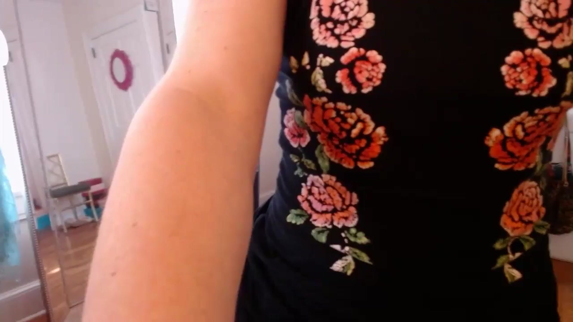 Gallery image thumbnail from TheFuckFairy's myfreecams stream on, 12/31/2024, 17:59 image 1 of 20