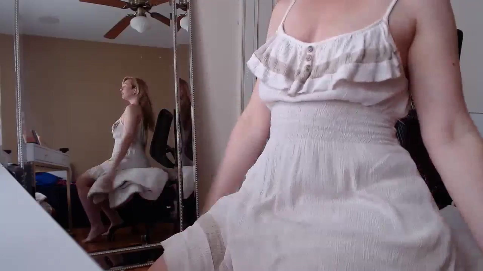 Gallery image thumbnail from TheFuckFairy's myfreecams stream on, 03/28/2025, 17:08 image 9 of 20