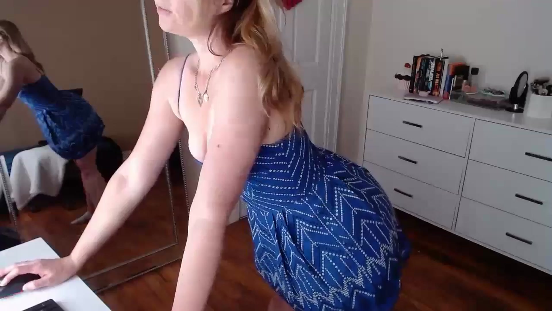 Gallery image thumbnail from TheFuckFairy's myfreecams stream on, 07/24/2025, 15:18 image 11 of 20