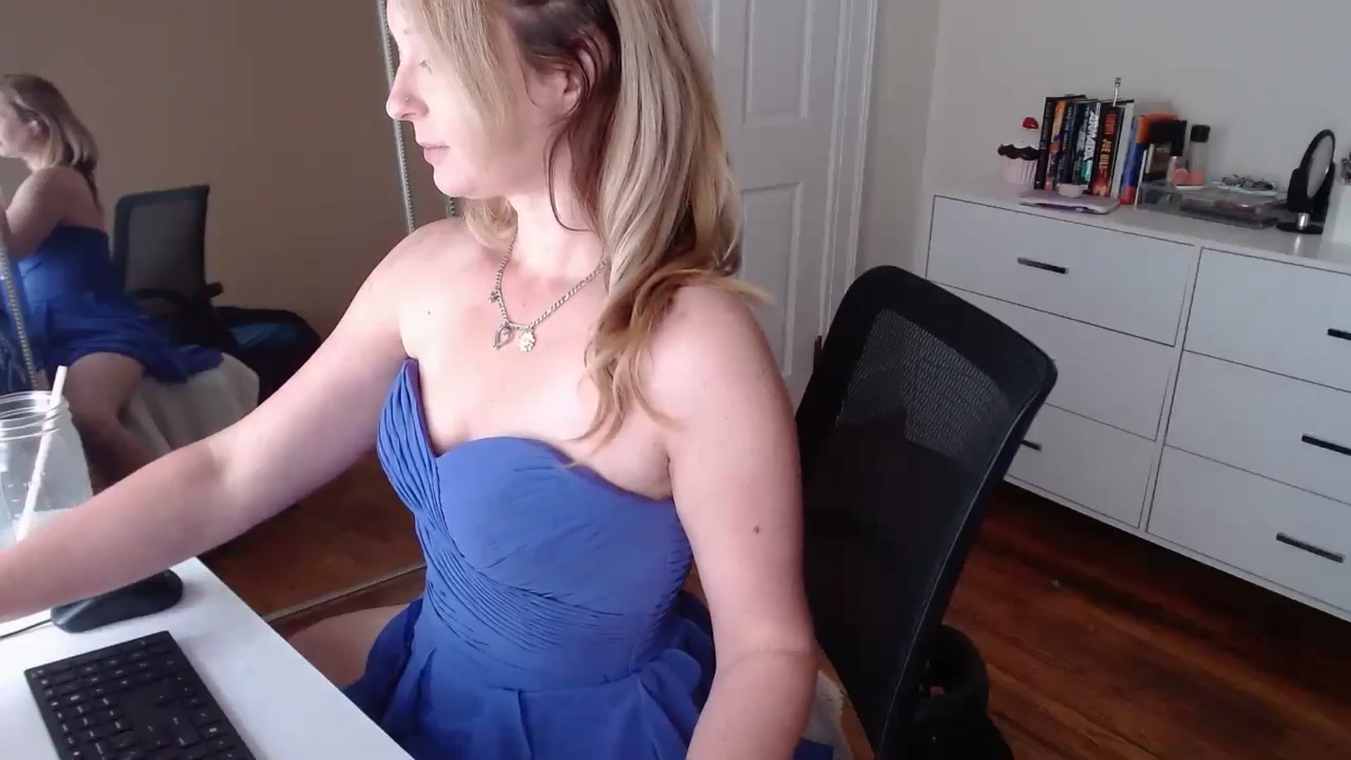 Gallery image thumbnail from TheFuckFairy's myfreecams stream on, 07/24/2025, 15:57 image 20 of 20