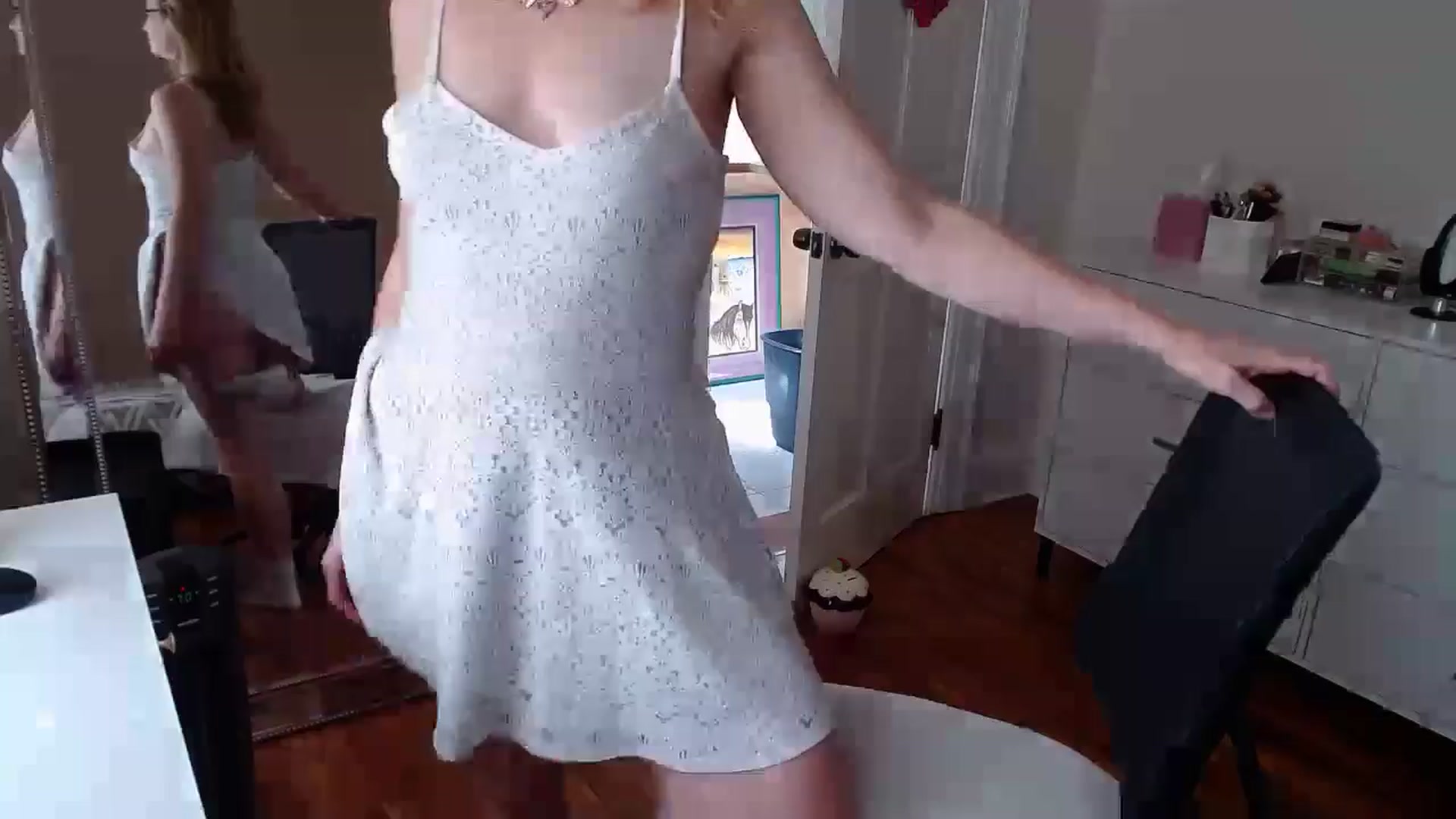 Gallery image thumbnail from TheFuckFairy's myfreecams stream on, 11/24/2025, 17:19 image 19 of 20