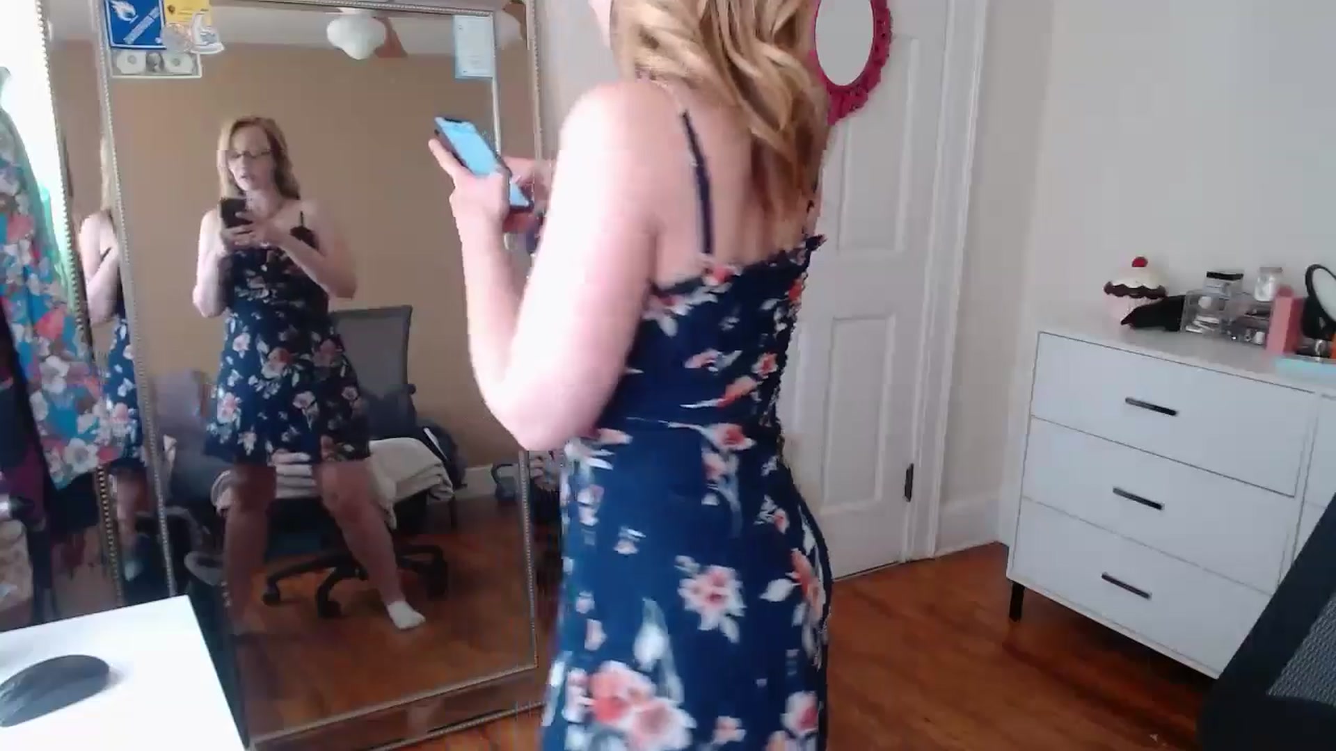 Gallery image thumbnail from TheFuckFairy's myfreecams stream on, 03/23/2026, 15:12 image 6 of 20