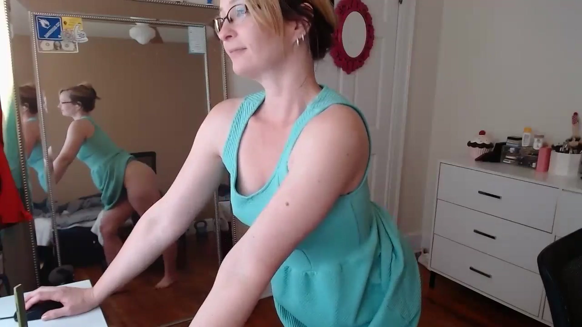 Gallery image thumbnail from TheFuckFairy's myfreecams stream on, 03/30/2026, 15:58 image 3 of 20