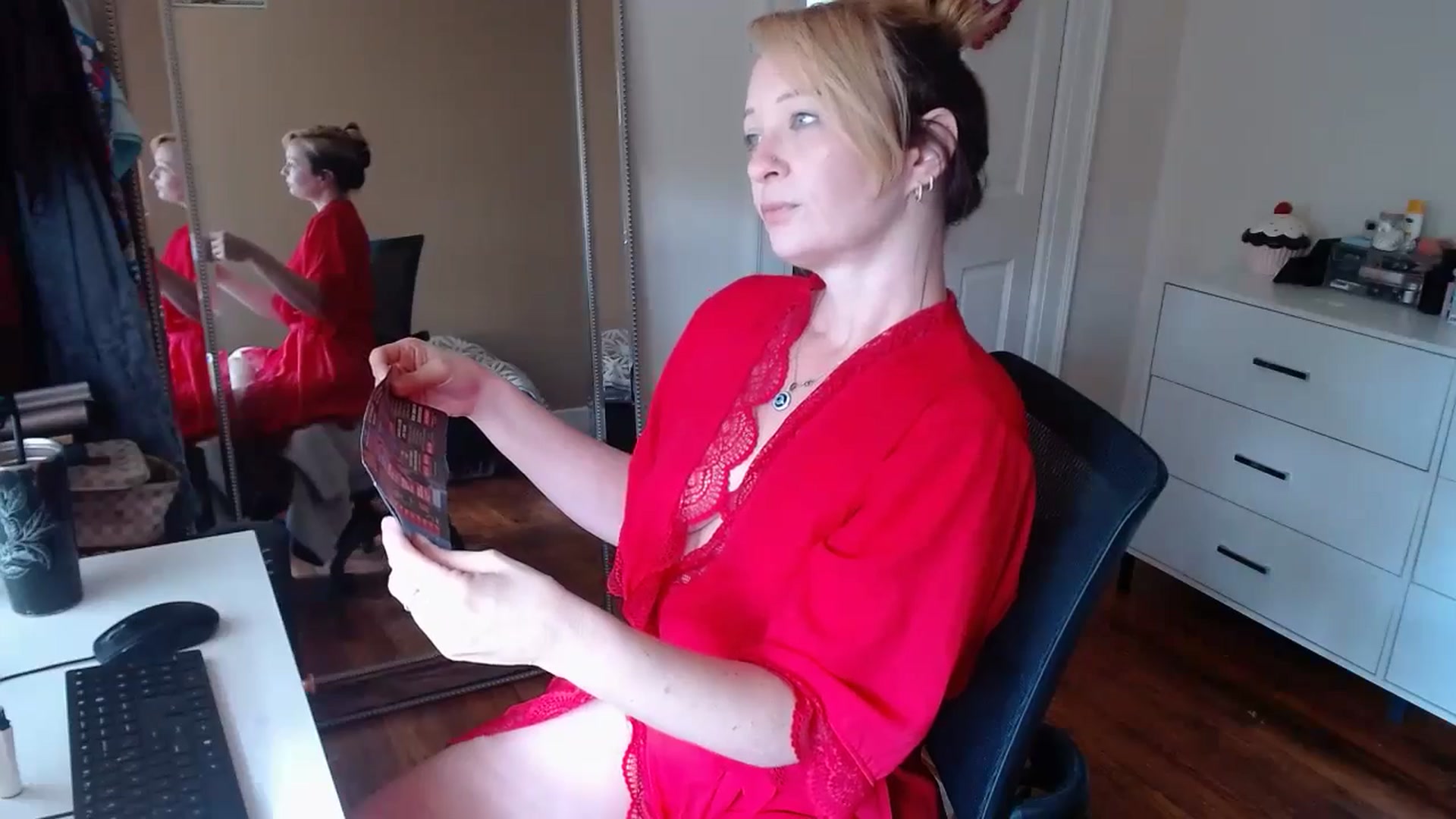 Gallery image thumbnail from TheFuckFairy's myfreecams stream on, 04/30/2026, 16:02 image 3 of 20