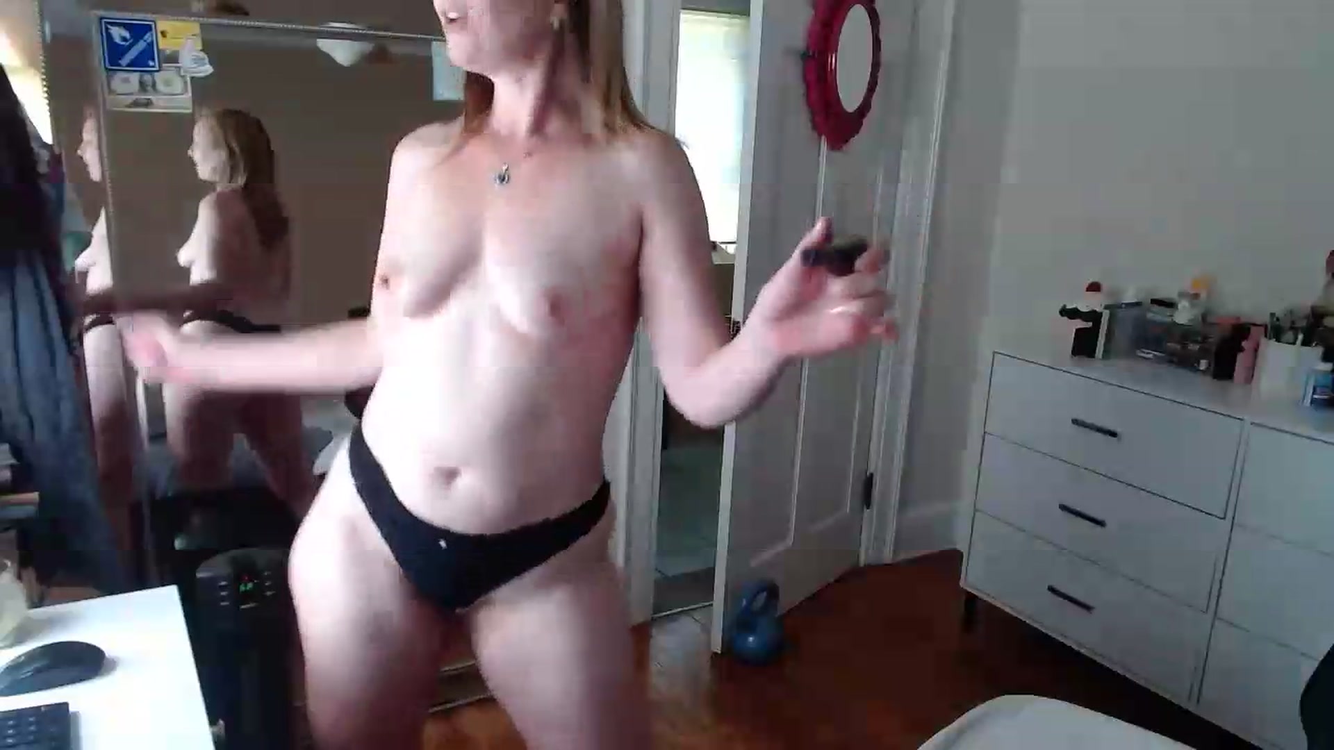 Gallery image thumbnail from TheFuckFairy's myfreecams stream on, 05/03/2026, 16:02 image 15 of 20