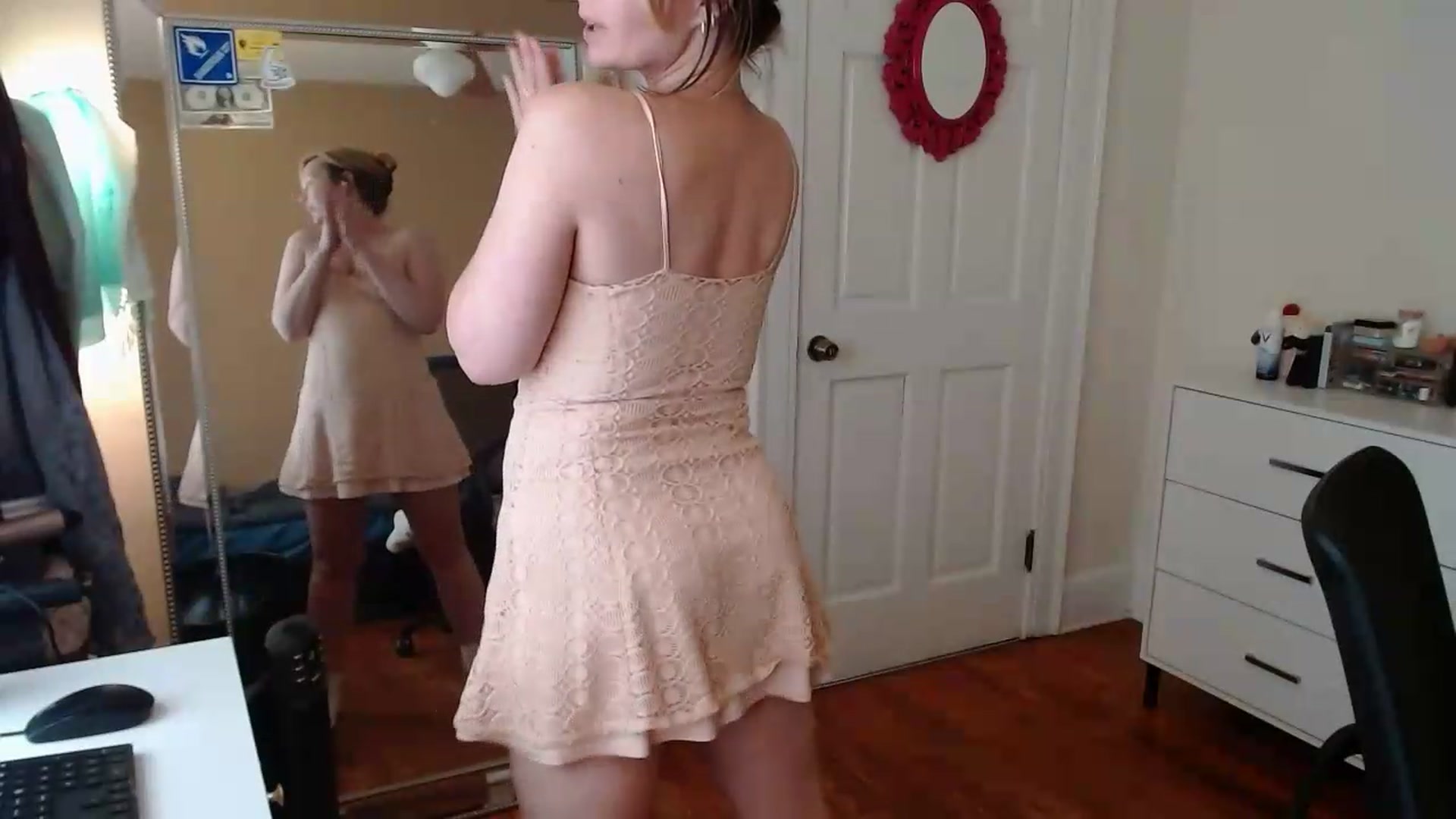 Gallery image thumbnail from TheFuckFairy's myfreecams stream on, 05/29/2026, 17:02 image 18 of 20