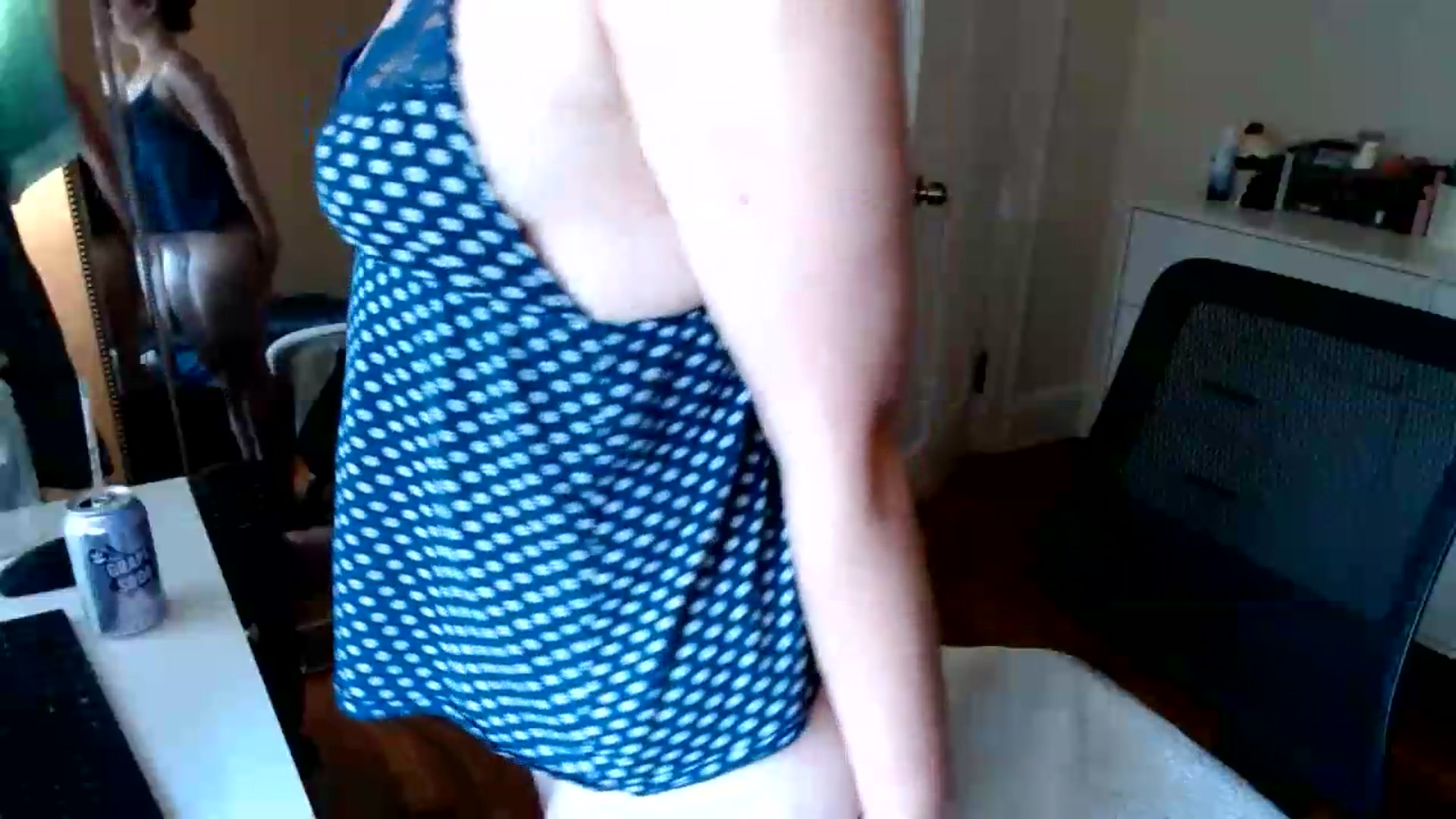 Gallery image thumbnail from TheFuckFairy's myfreecams stream on, 06/02/2026, 17:41 image 13 of 20