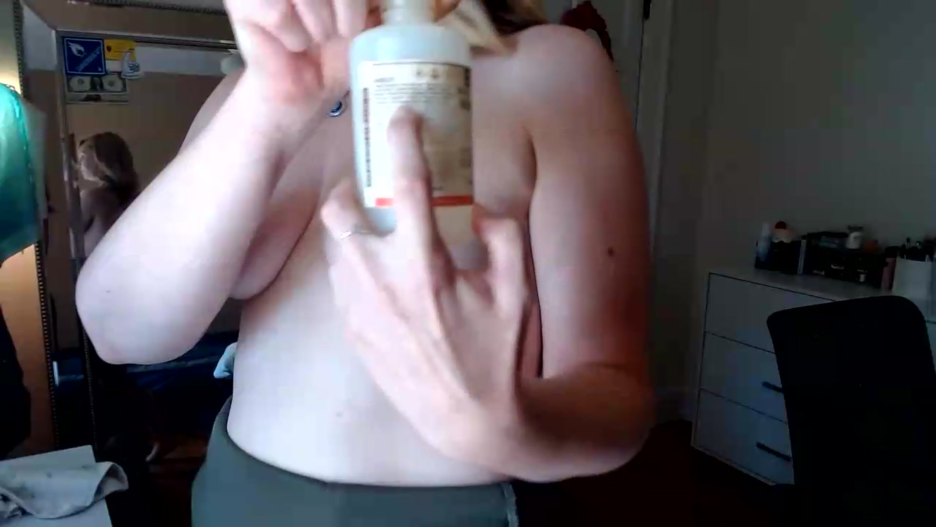 Gallery image thumbnail from TheFuckFairy's myfreecams stream on, 06/04/2026, 16:41 image 16 of 20