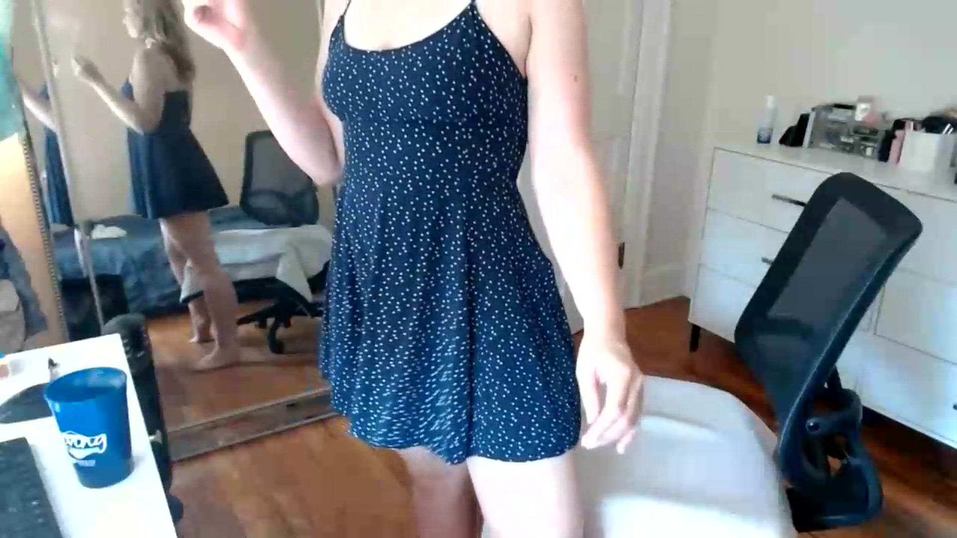 Gallery image thumbnail from TheFuckFairy's myfreecams stream on, 06/07/2026, 16:11 image 7 of 20