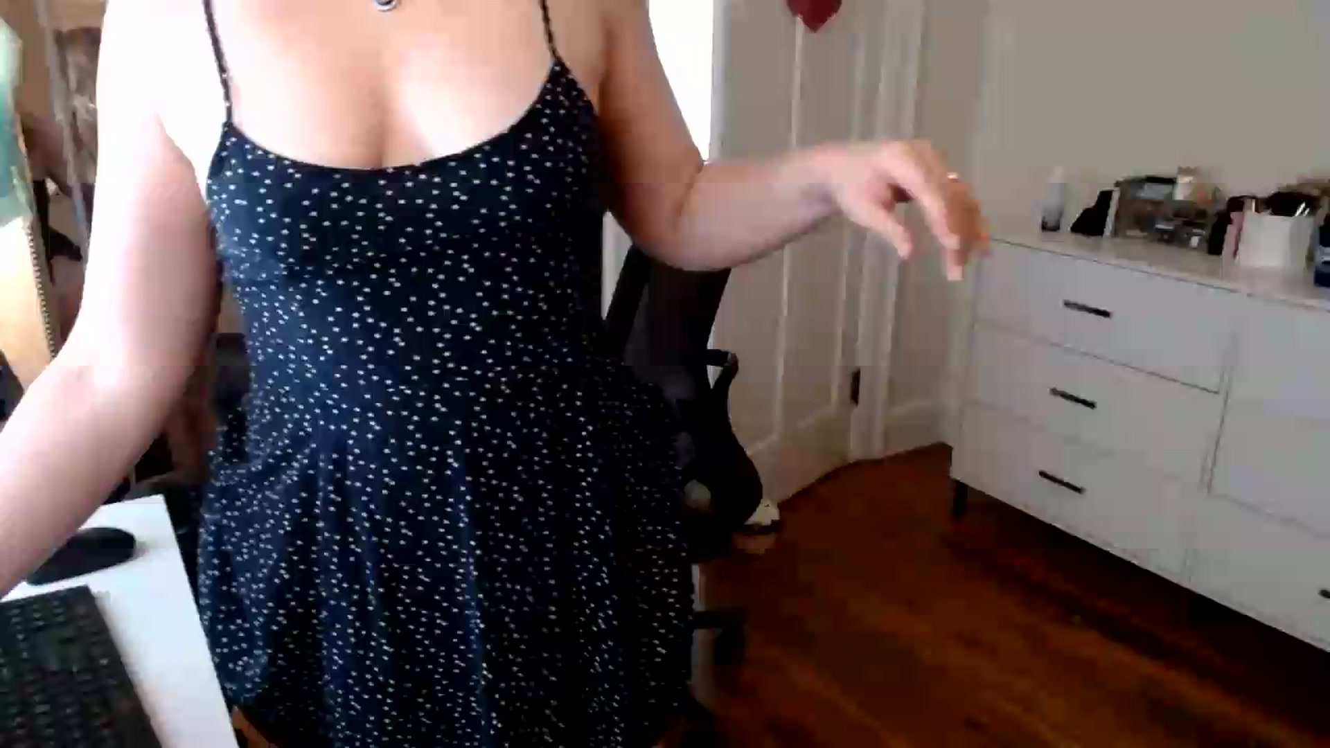 Gallery image thumbnail from TheFuckFairy's myfreecams stream on, 06/07/2026, 18:00 image 4 of 20