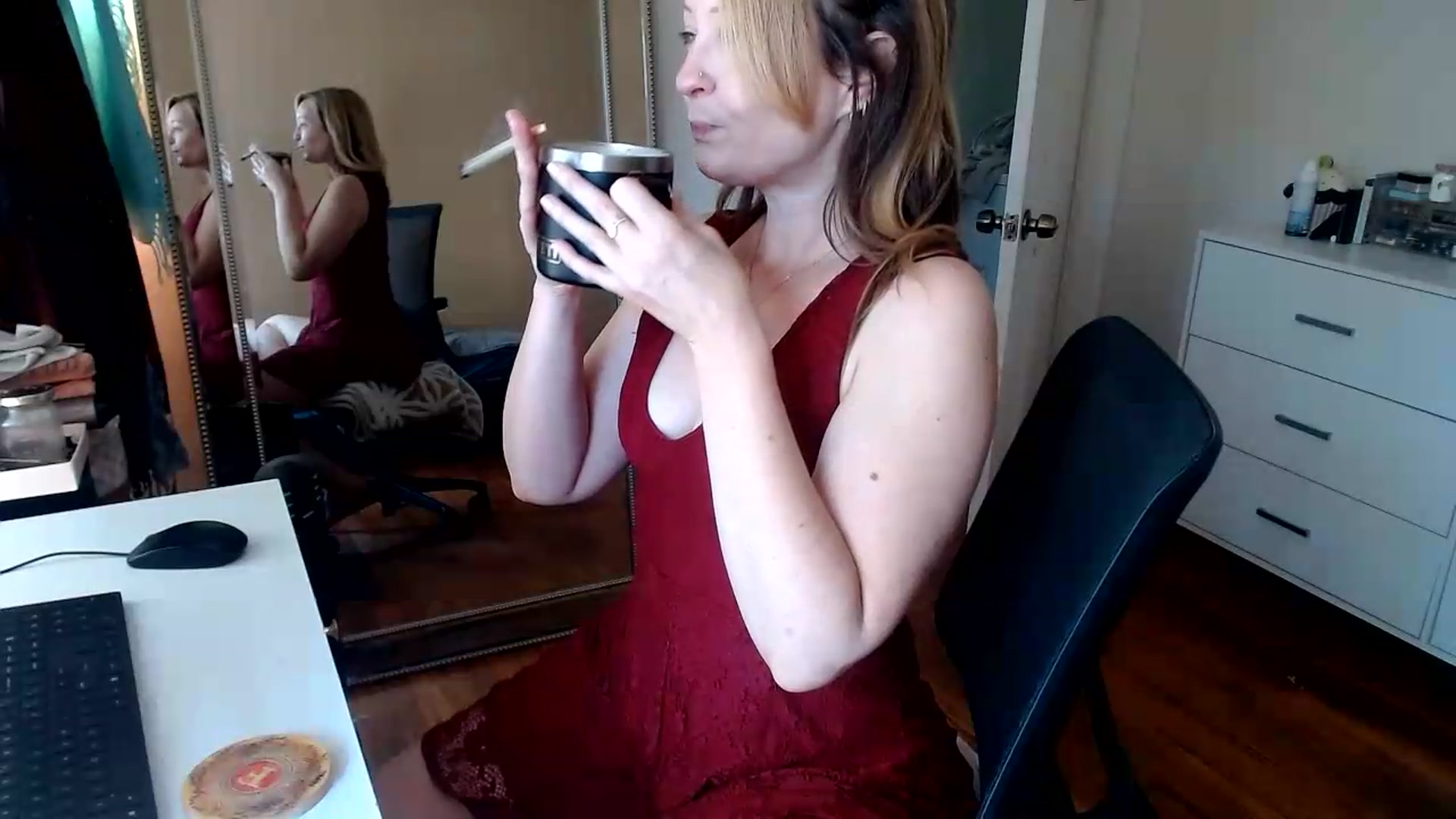 Gallery image thumbnail from TheFuckFairy's myfreecams stream on, 06/21/2026, 15:13 image 4 of 20