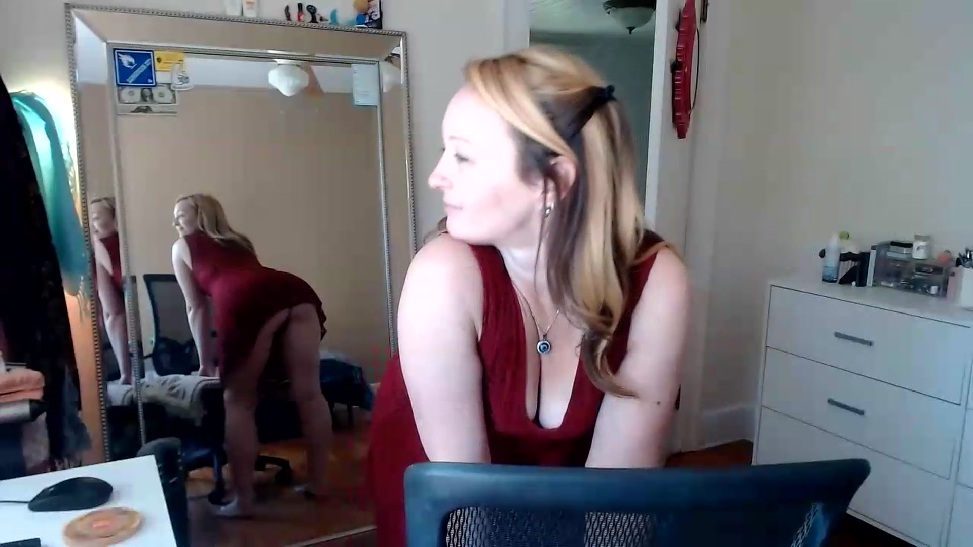 Gallery image thumbnail from TheFuckFairy's myfreecams stream on, 06/21/2026, 15:48 image 8 of 20