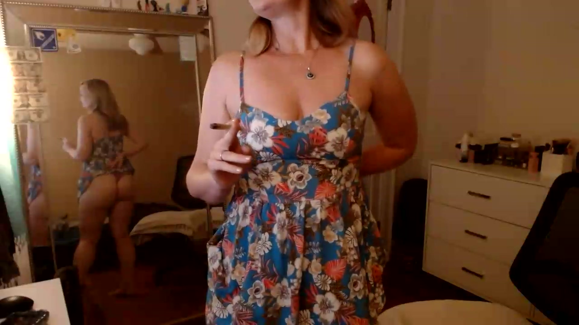 Gallery image thumbnail from TheFuckFairy's myfreecams stream on, 06/28/2026, 16:27 image 6 of 20