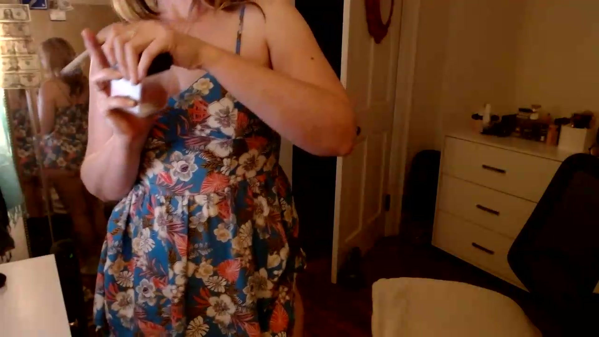 Gallery image thumbnail from TheFuckFairy's myfreecams stream on, 06/29/2026, 03:35 image 18 of 20