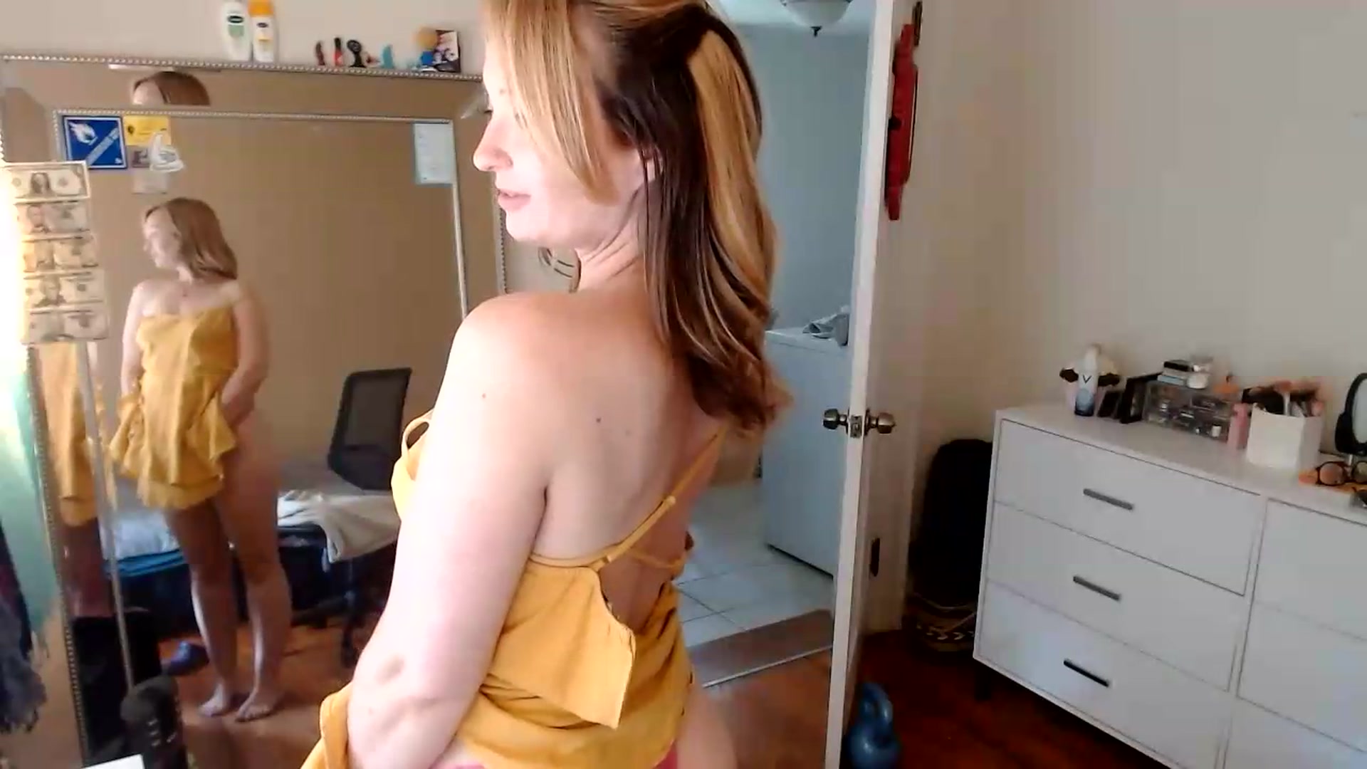 Gallery image thumbnail from TheFuckFairy's myfreecams stream on, 06/29/2026, 17:25 image 8 of 20