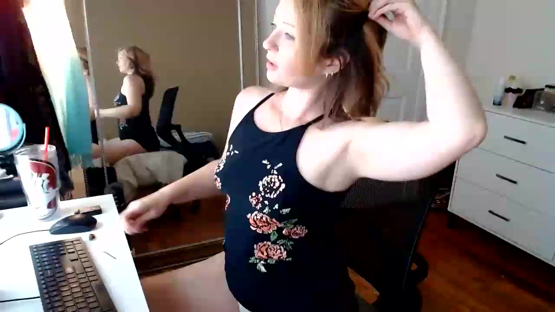 Gallery image thumbnail from TheFuckFairy's myfreecams stream on, 07/05/2026, 16:17 image 1 of 20