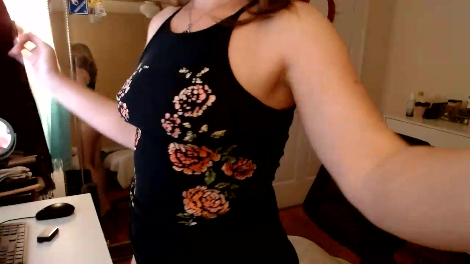 Gallery image thumbnail from TheFuckFairy's myfreecams stream on, 07/05/2026, 18:36 image 6 of 20