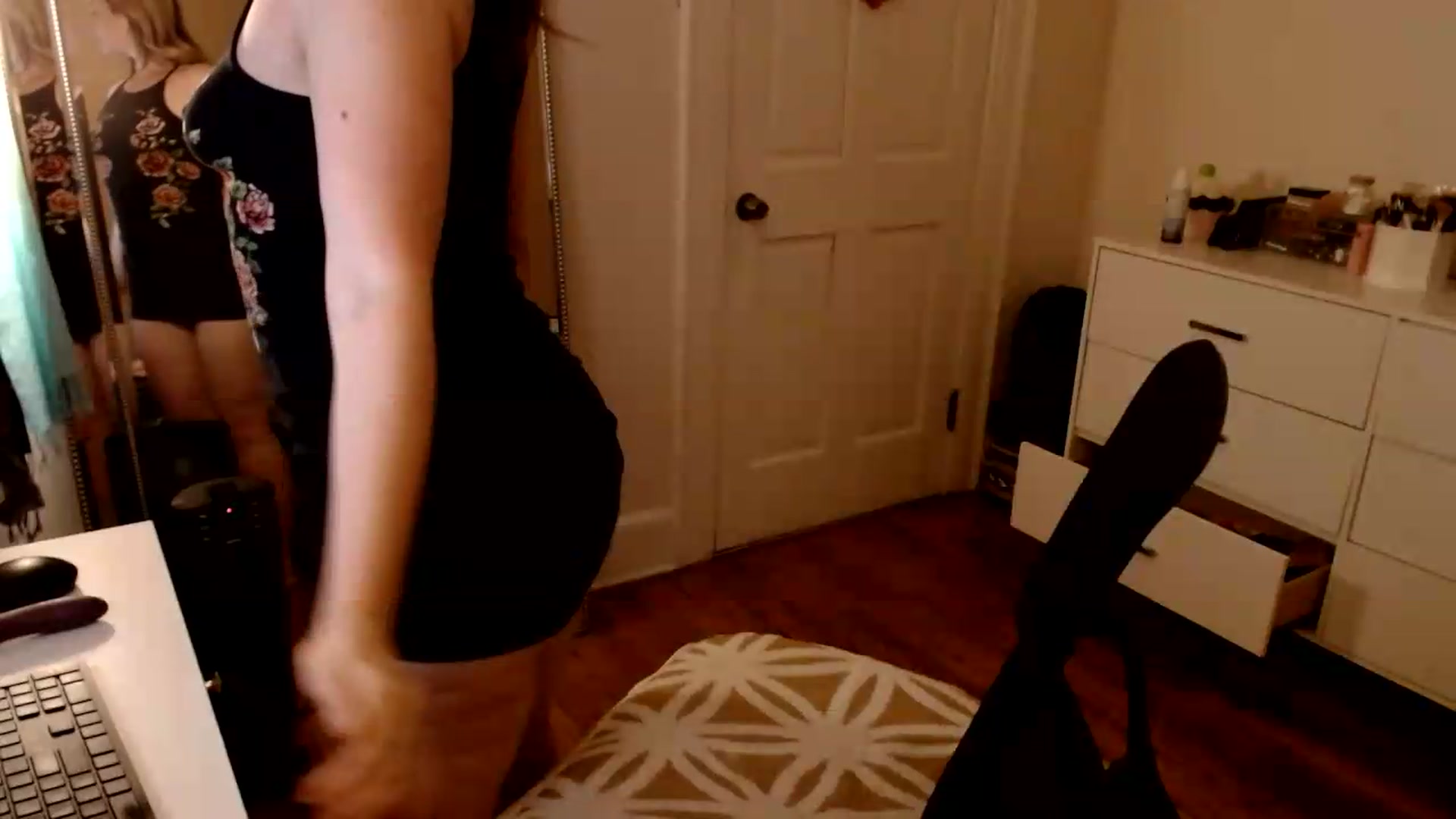 Gallery image thumbnail from TheFuckFairy's myfreecams stream on, 07/06/2026, 06:31 image 19 of 20