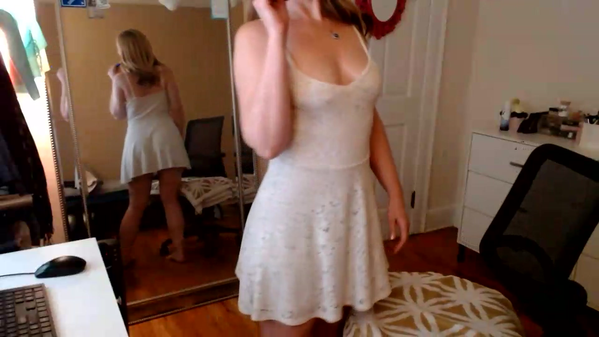 Gallery image thumbnail from TheFuckFairy's myfreecams stream on, 07/12/2026, 16:17 image 7 of 20