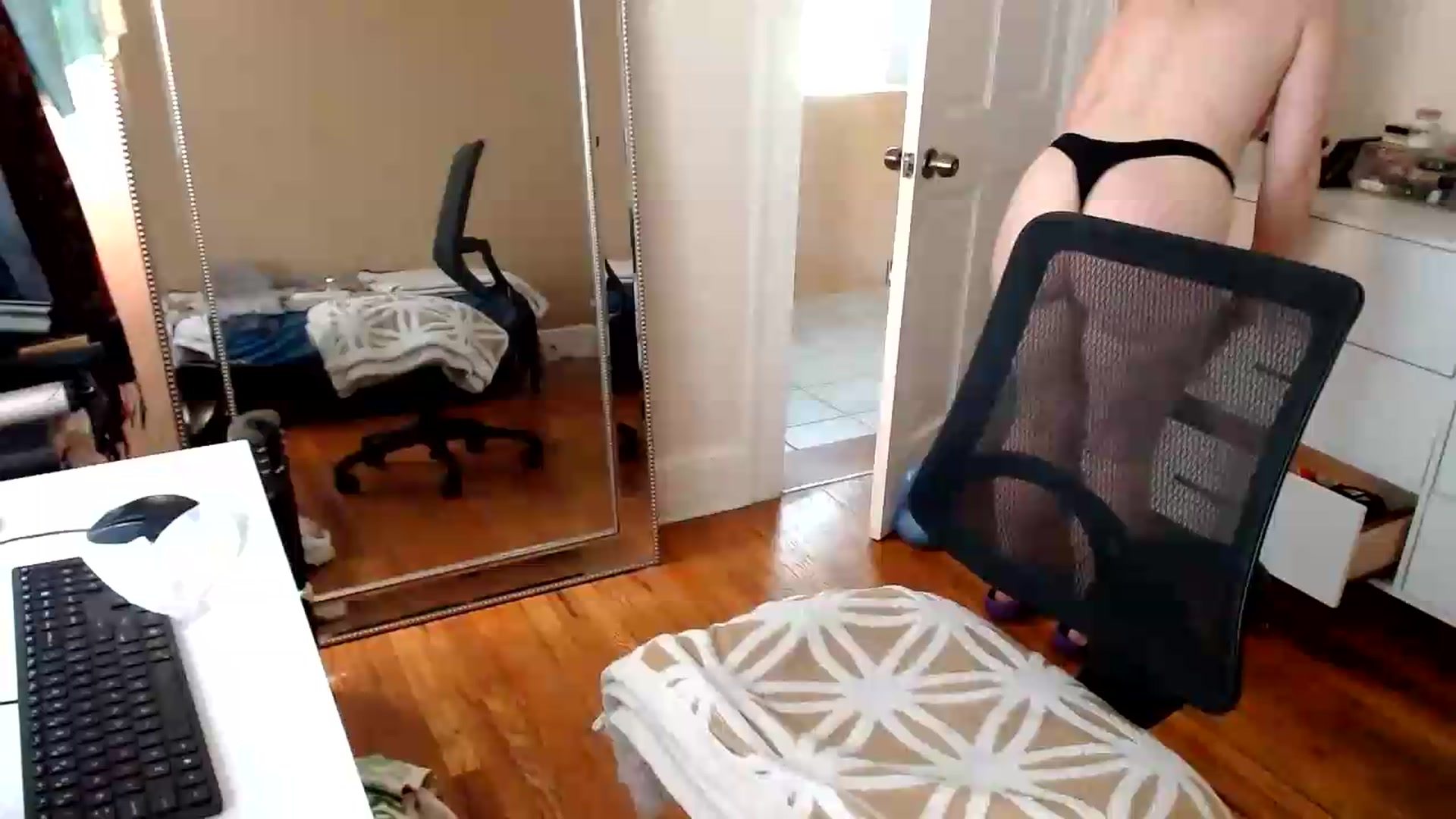Gallery image thumbnail from TheFuckFairy's myfreecams stream on, 07/19/2026, 17:10 image 1 of 20