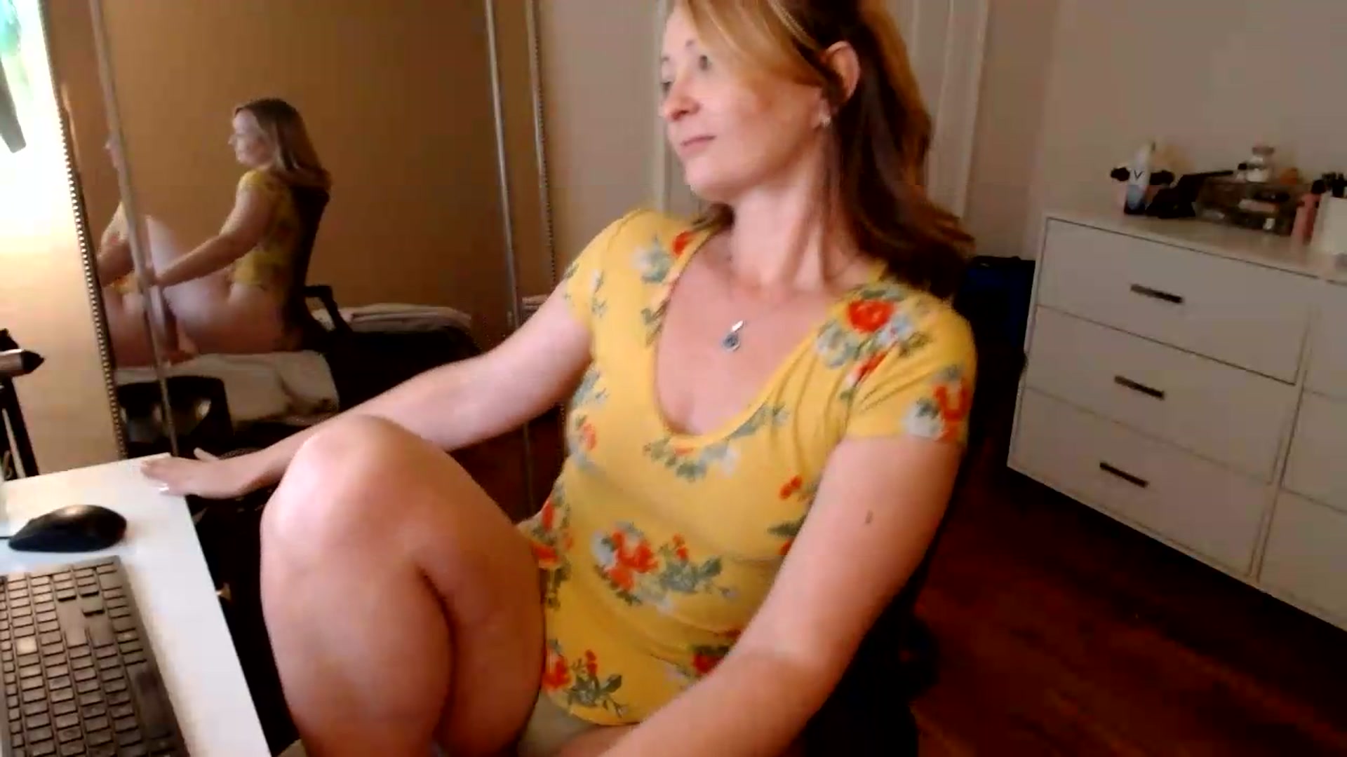 Gallery image thumbnail from TheFuckFairy's myfreecams stream on, 07/22/2026, 15:46 image 7 of 20