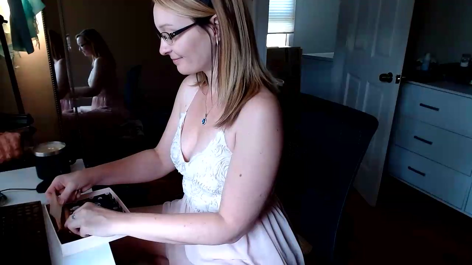 Gallery image thumbnail from TheFuckFairy's myfreecams stream on, 07/26/2026, 14:47 image 4 of 20