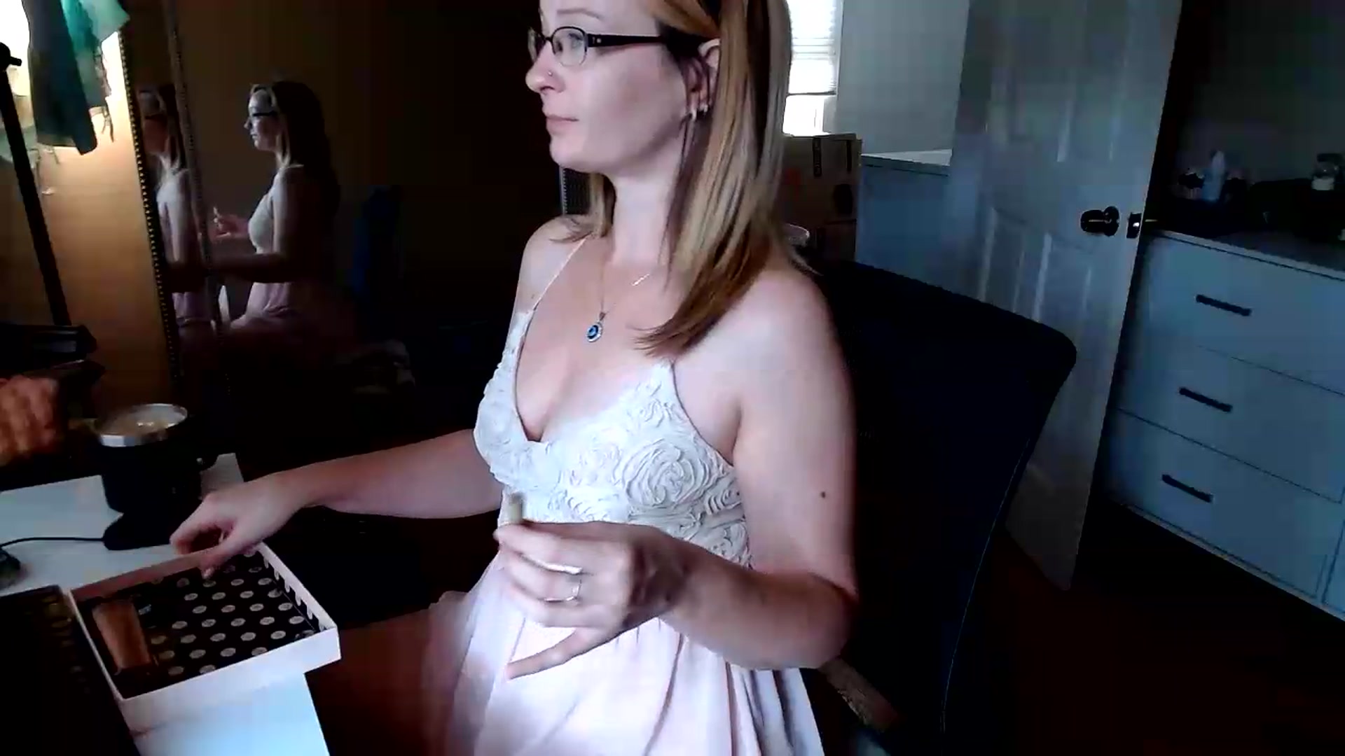 Gallery image thumbnail from TheFuckFairy's myfreecams stream on, 07/26/2026, 14:47 image 9 of 20