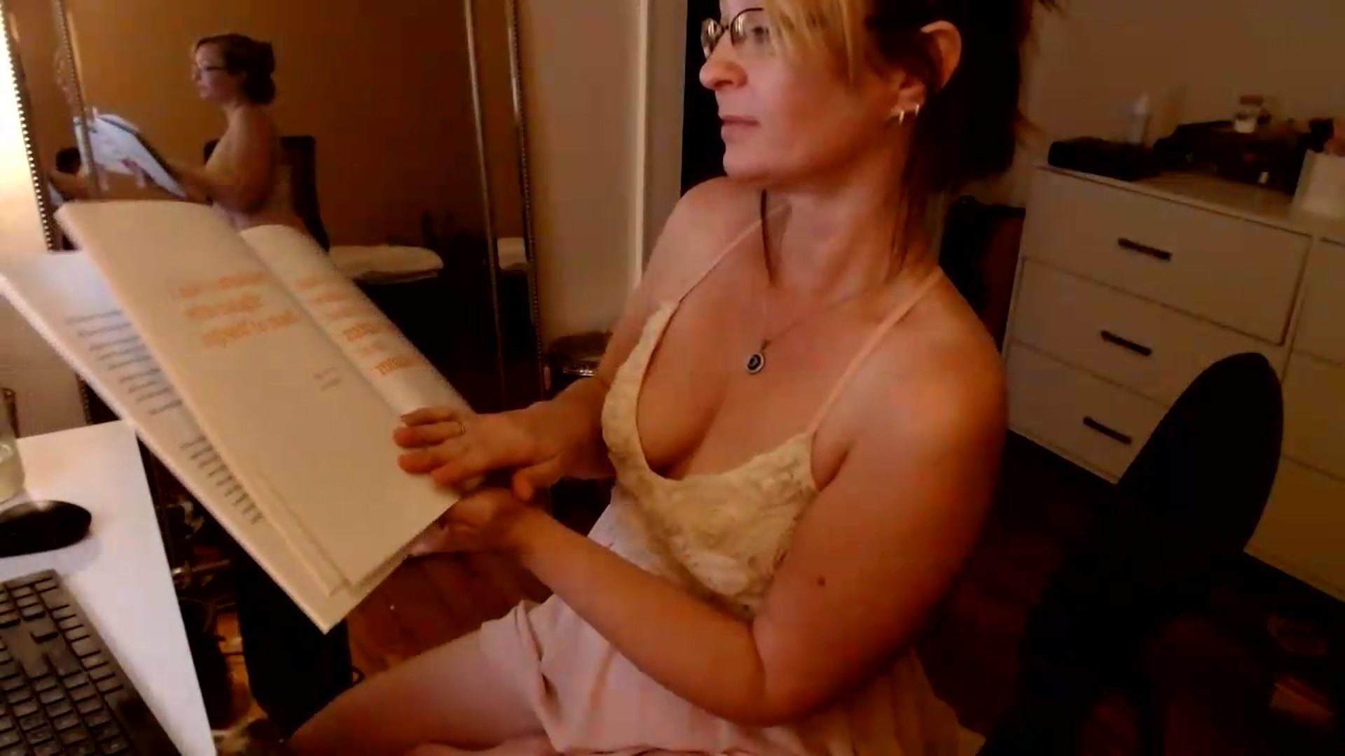 Gallery image thumbnail from TheFuckFairy's myfreecams stream on, 07/27/2026, 04:08 image 8 of 20