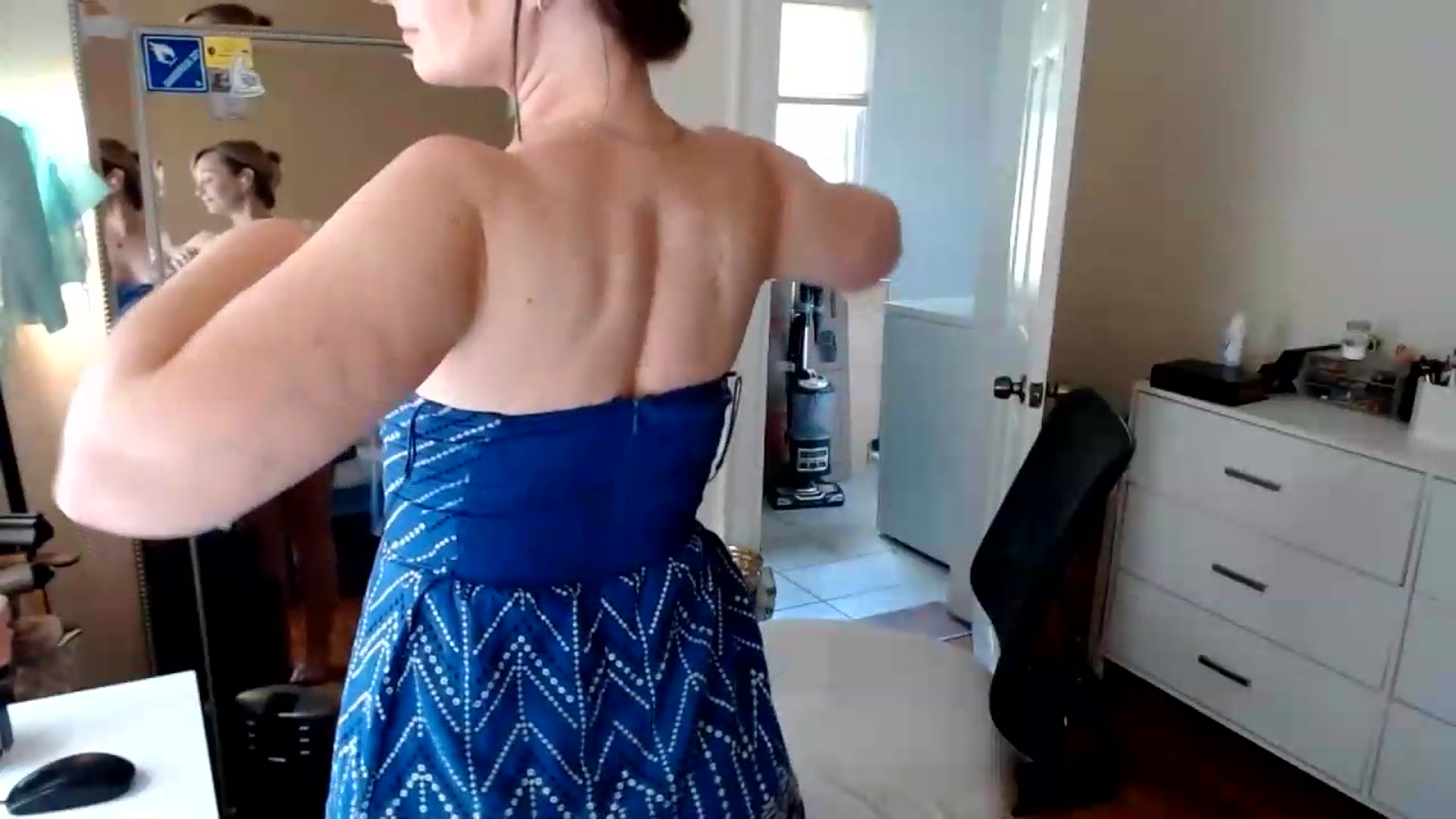 Gallery image thumbnail from TheFuckFairy's myfreecams stream on, 07/28/2026, 17:02 image 12 of 20