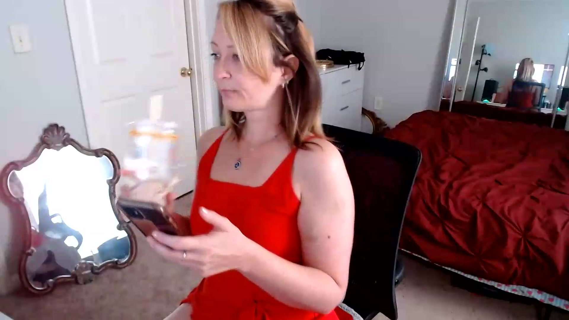 Gallery image thumbnail from TheFuckFairy's myfreecams stream on, 08/06/2026, 15:31 image 15 of 20