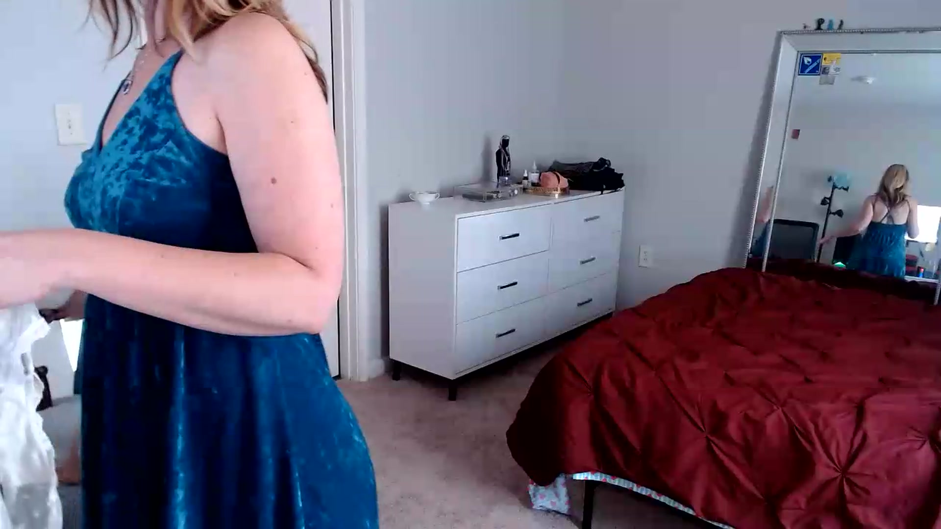 Gallery image thumbnail from TheFuckFairy's myfreecams stream on, 08/09/2026, 17:03 image 9 of 20