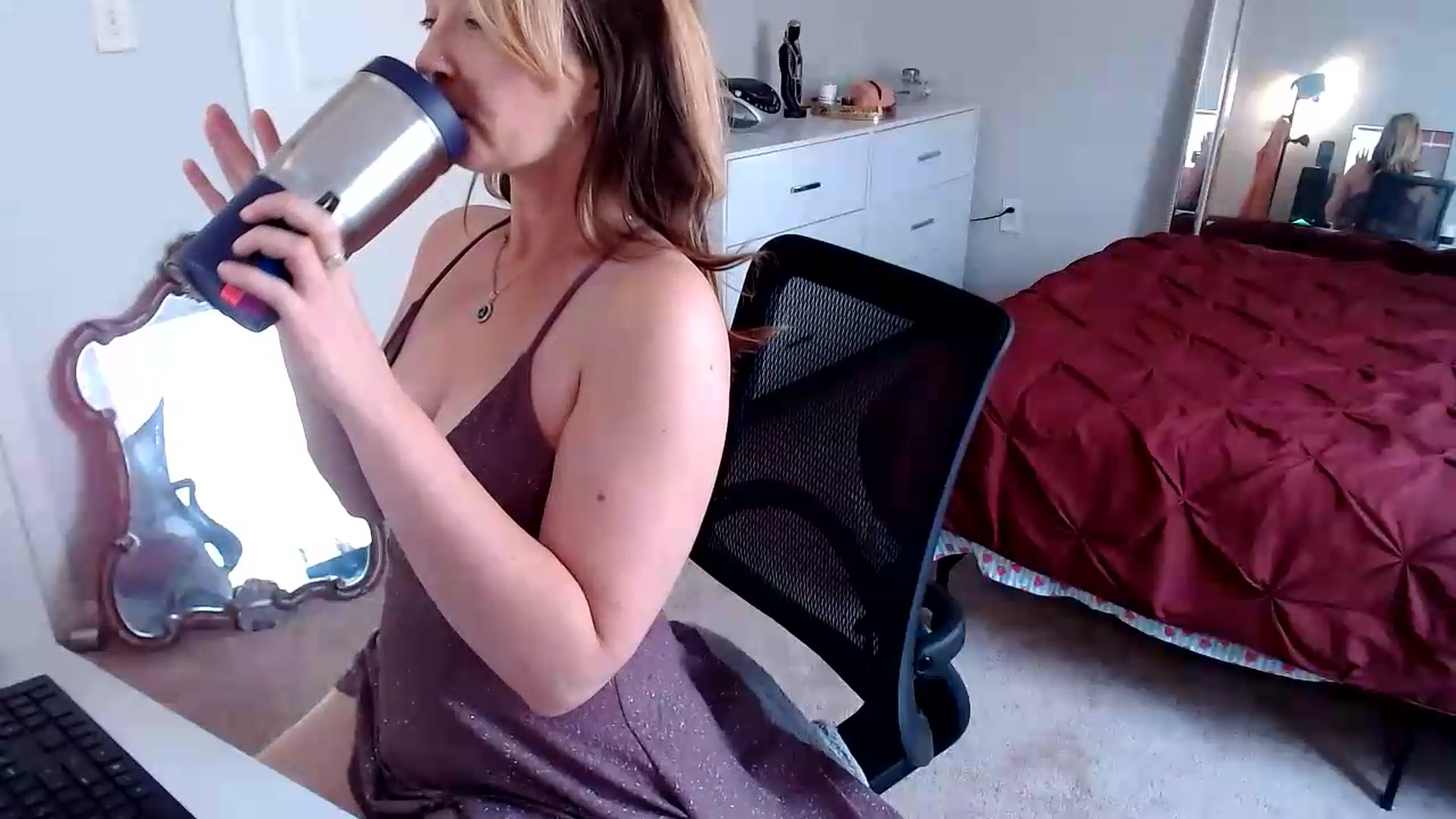 Gallery image thumbnail from TheFuckFairy's myfreecams stream on, 08/16/2026, 15:08 image 15 of 20