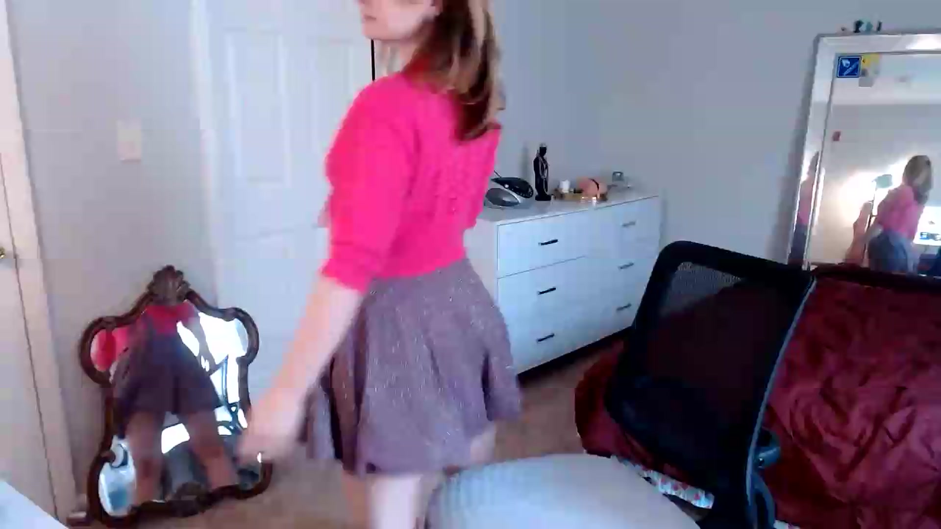 Gallery image thumbnail from TheFuckFairy's myfreecams stream on, 08/16/2026, 19:00 image 19 of 20