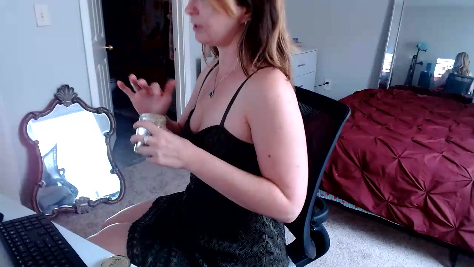 Gallery image thumbnail from TheFuckFairy's myfreecams stream on, 08/17/2026, 15:36 image 13 of 20