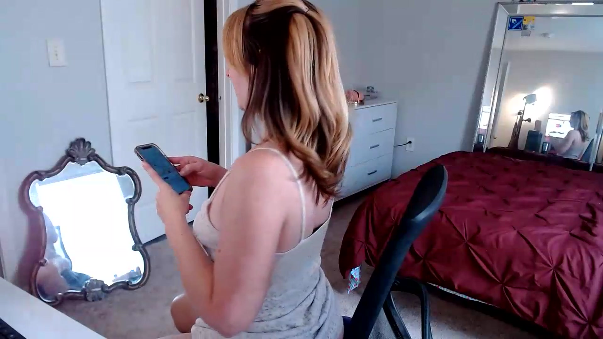 Gallery image thumbnail from TheFuckFairy's myfreecams stream on, 08/18/2026, 16:54 image 2 of 20