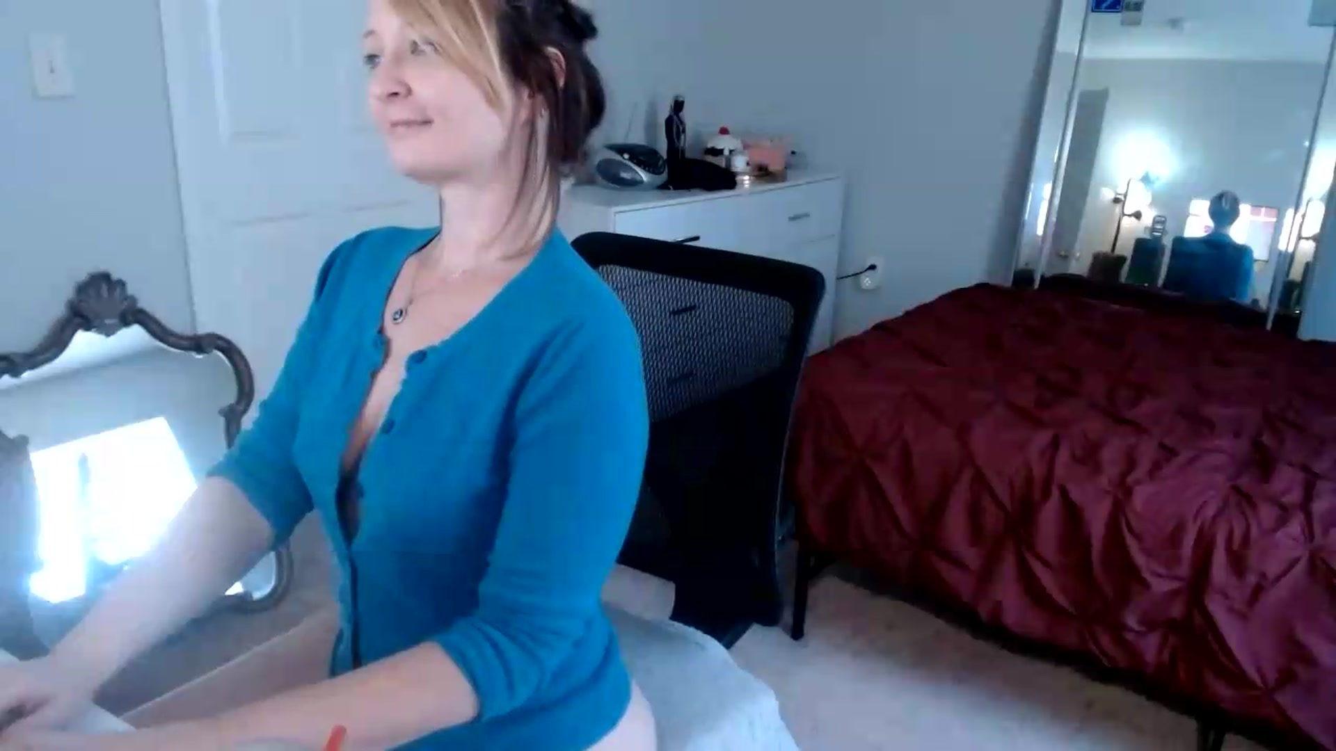 Gallery image thumbnail from TheFuckFairy's myfreecams stream on, 09/02/2026, 17:20 image 14 of 20