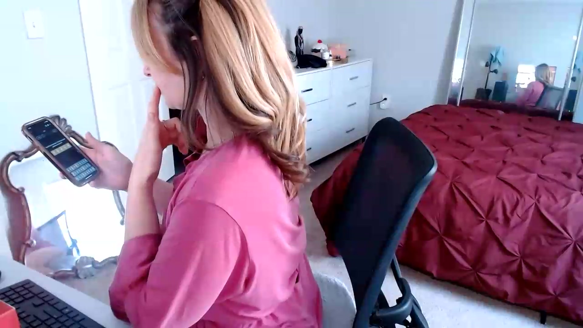 Gallery image thumbnail from TheFuckFairy's myfreecams stream on, 09/03/2026, 15:22 image 13 of 20