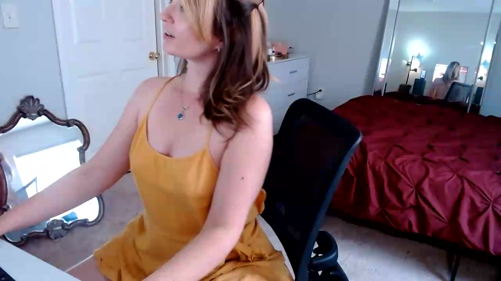 Gallery image thumbnail from TheFuckFairy's myfreecams stream on, 09/06/2026, 18:53 image 16 of 20